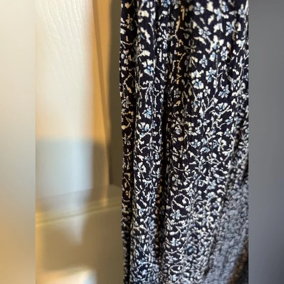 Faherty Sunseeker Midi Dress in Navy Riverton Ditsy floral spring summer - Picture 9 of 11